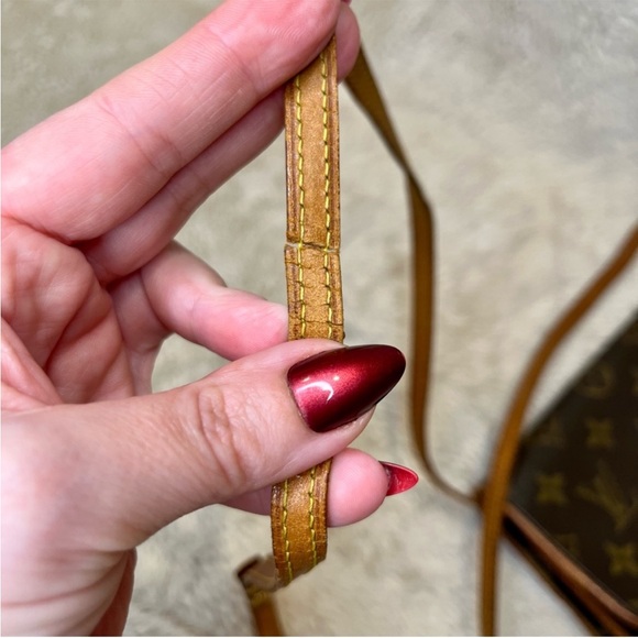 Louis Vuitton Vintage Monogram Pochette Twin GM - Picture 17 of 17